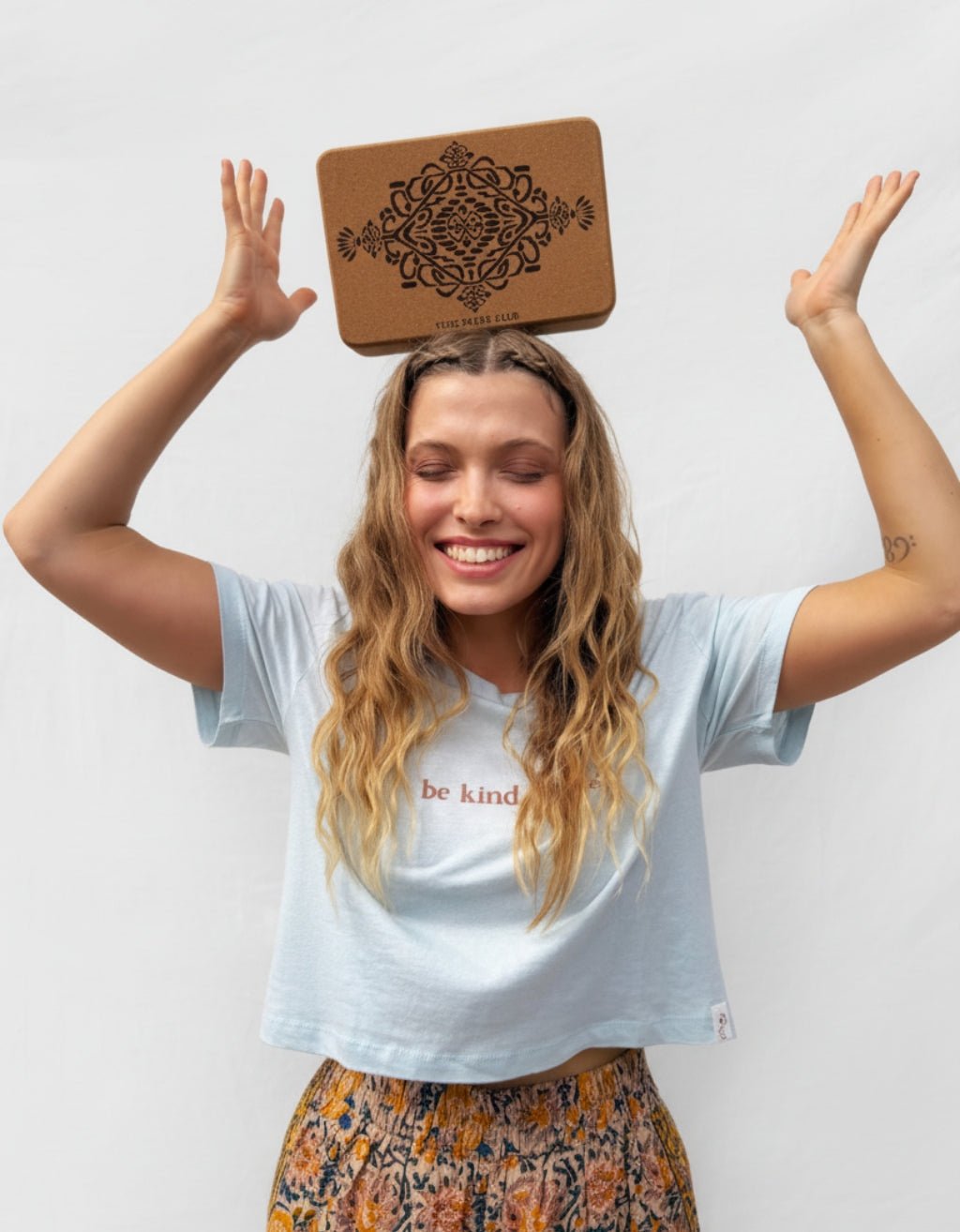 Be Kind Crop Tee - Mist Blue - Yogi Peace Club - YOGA TEE