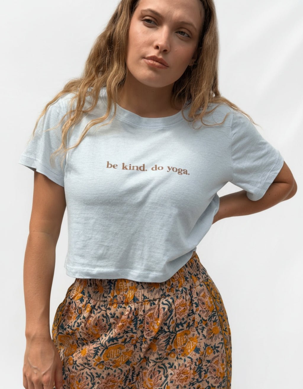 Be Kind Crop Tee - Mist Blue - Yogi Peace Club - YOGA TEE
