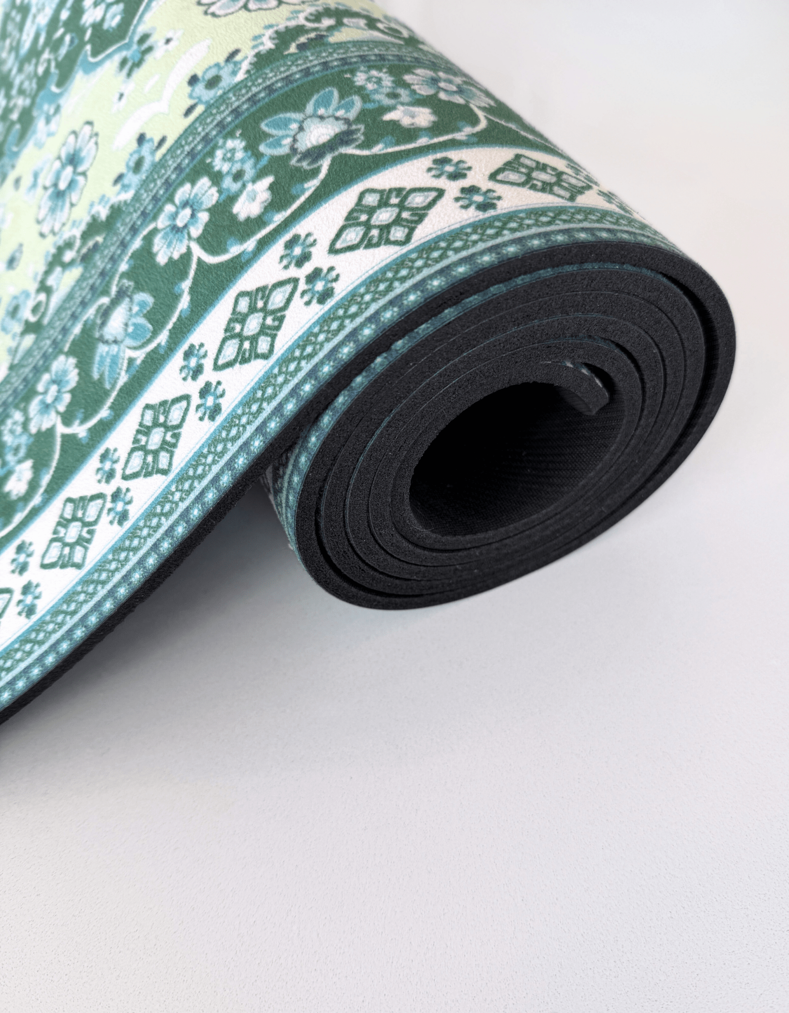 XL MINT TEA YOGA MAT 6 MM - Yogi Peace Club - XL YOGA MAT