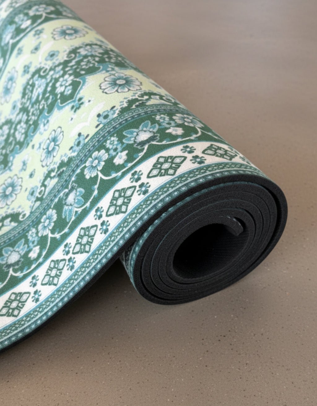 XL Mint Tea Yoga Mat 6 mm - Yogi Peace Club - YOGA MAT
