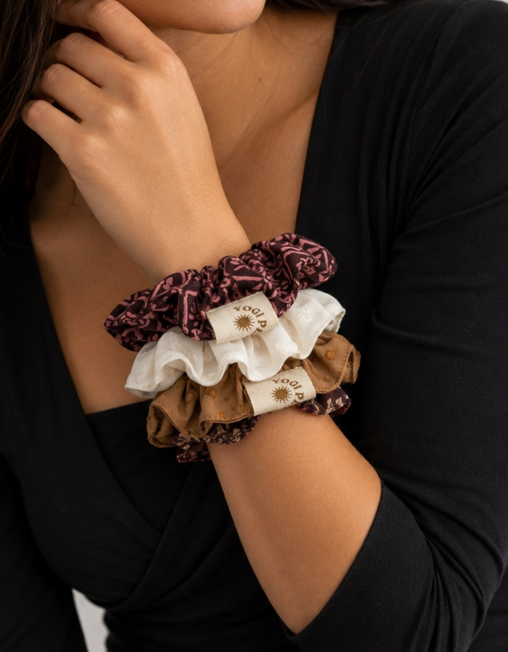 Yoga Scrunchie - Coconut
