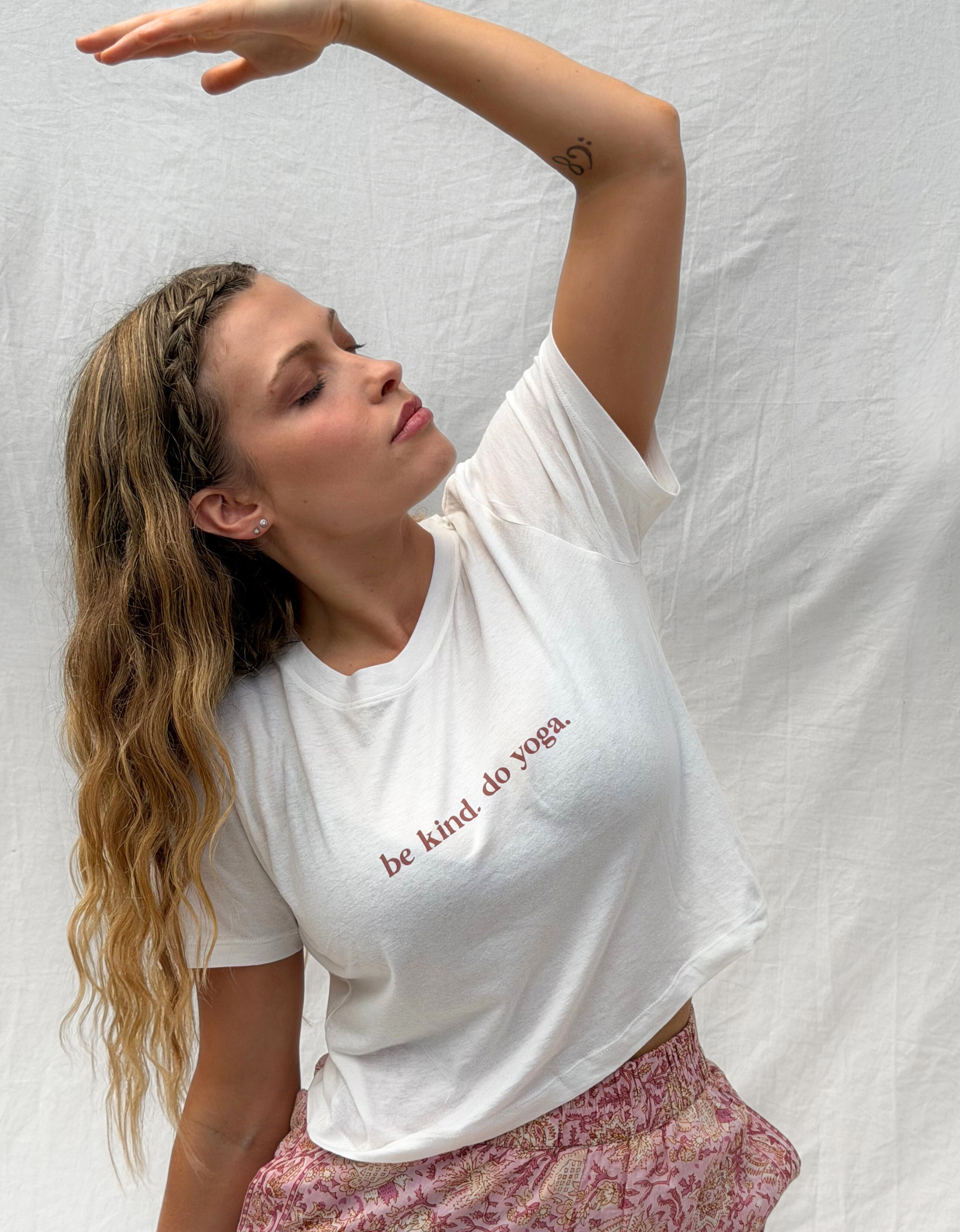 Be Kind Crop Tee - Cream