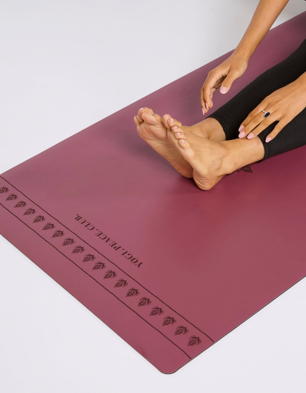 Deluxe Lotus Mulberry Yoga Mat 5 mm