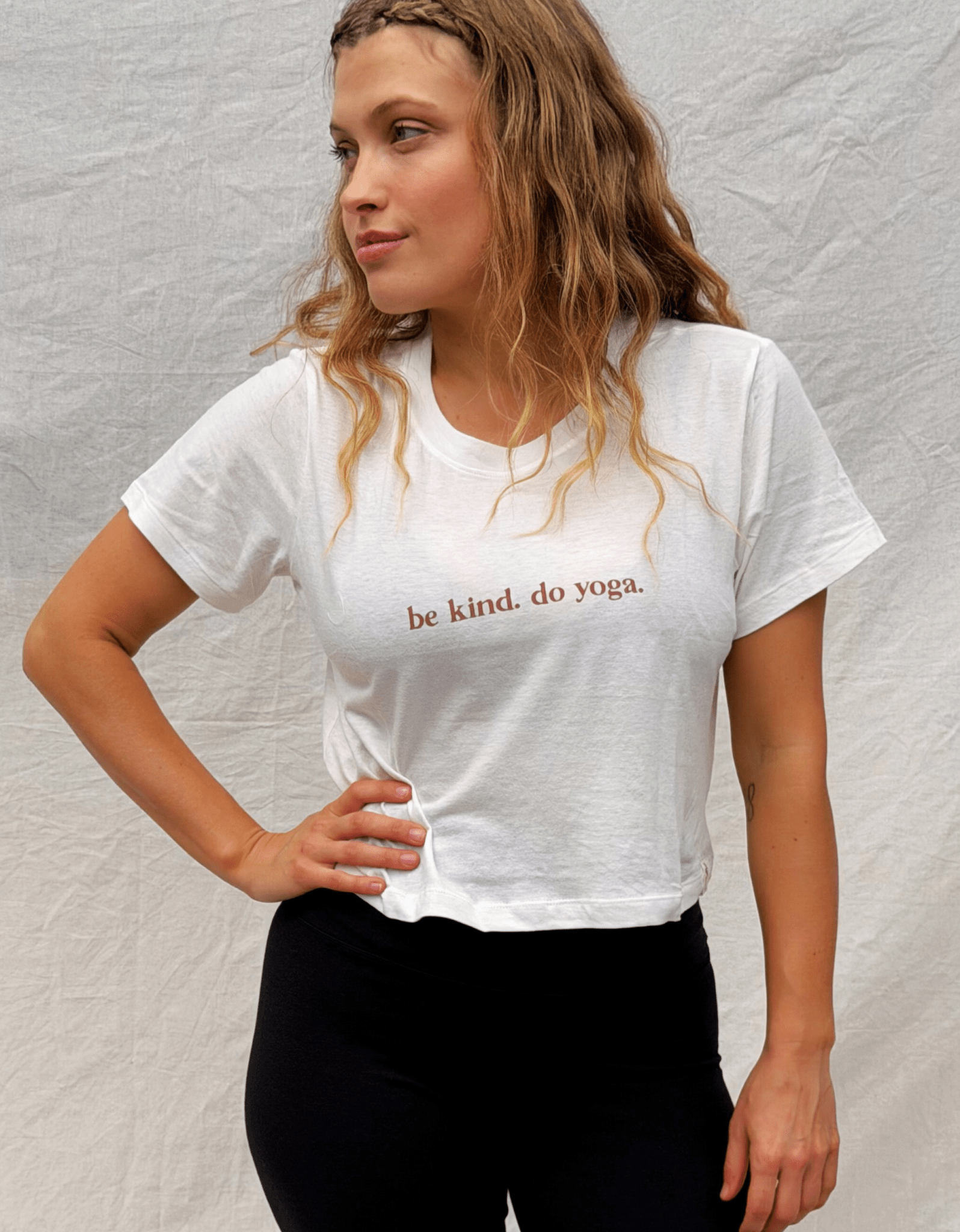 Be Kind Crop Tee - Cream - Yogi Peace Club - Yoga Top