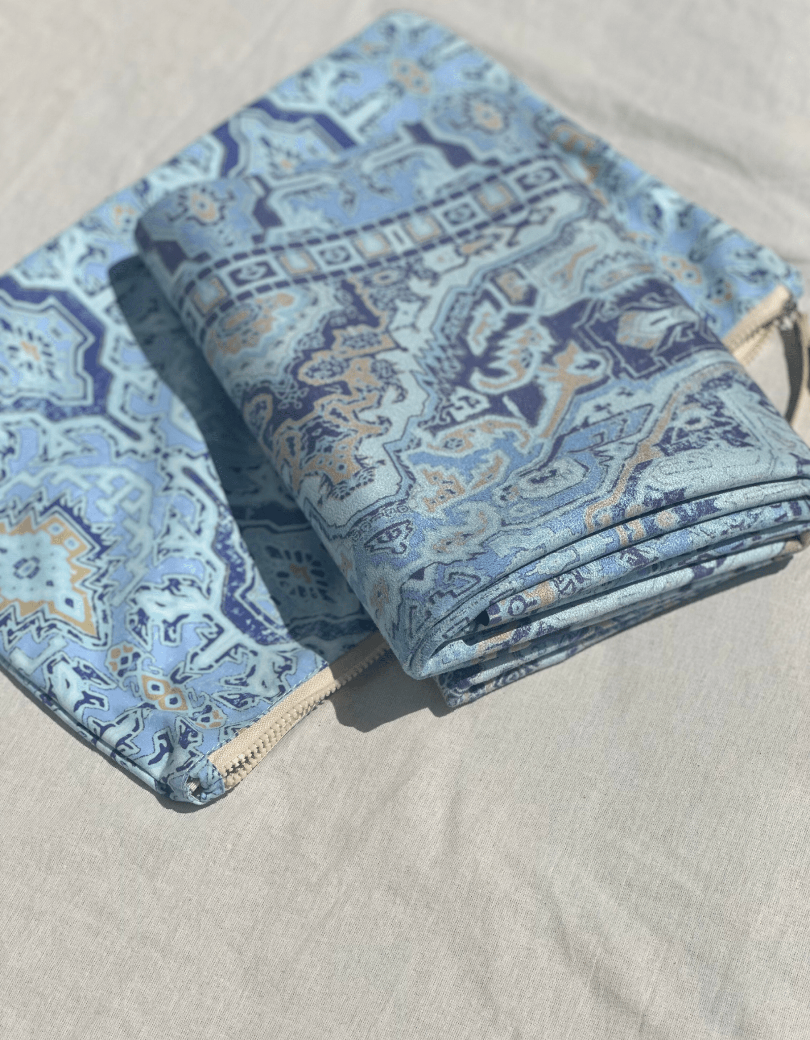 Travel Yoga Mat Oasis Blue 1 mm - COMING SOON - Yogi Peace Club - YOGA MAT