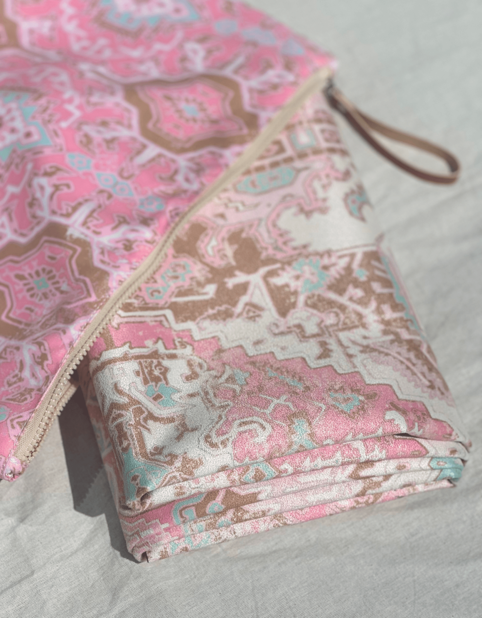 Travel Yoga Mat Oasis Pink 1 mm - COMING SOON - Yogi Peace Club - YOGA MAT